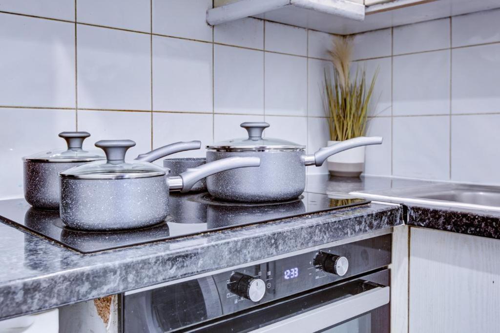 Hyde Park Apartment 2 Bedroom London Eksteriør billede